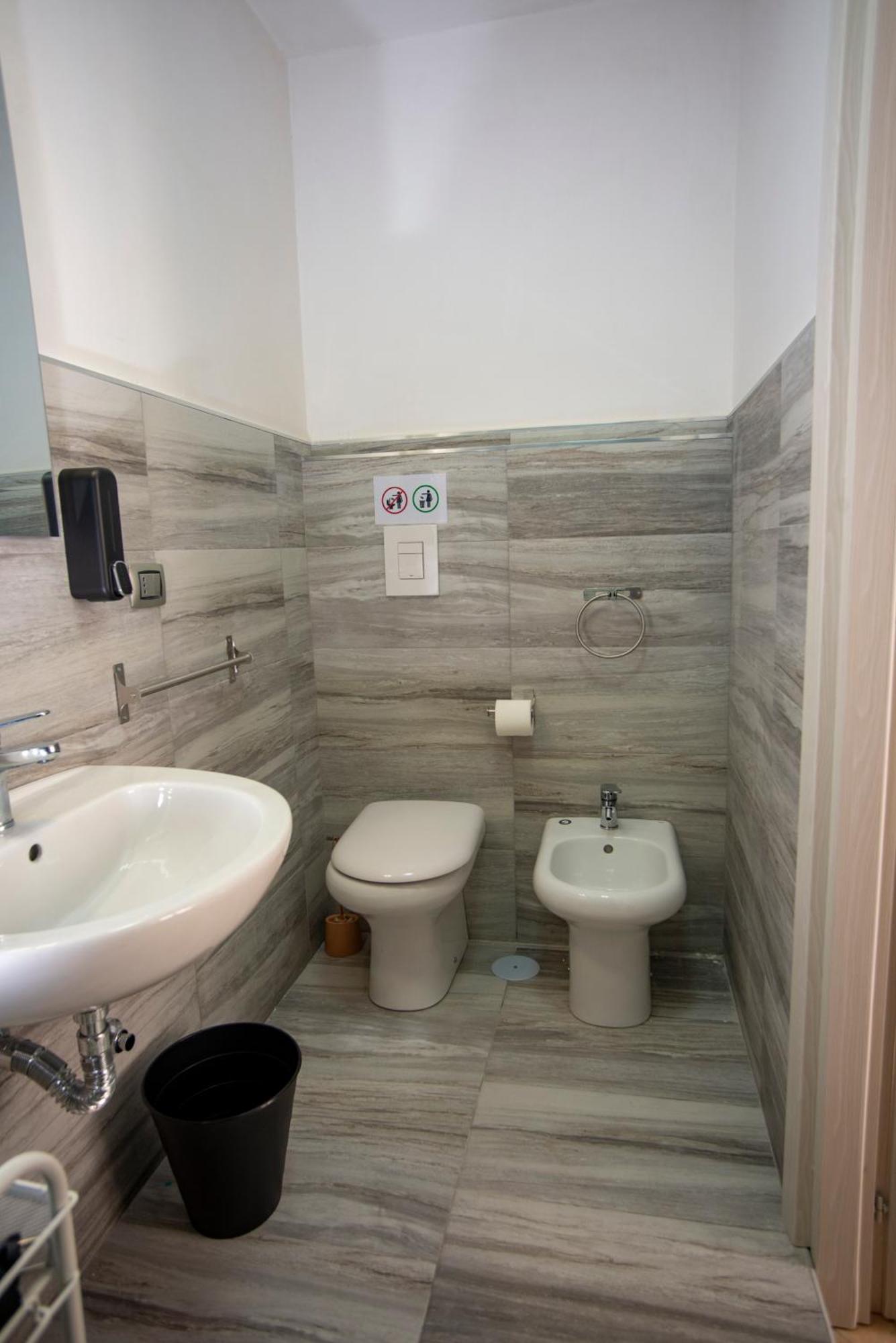 Na City Rooms Neapel Exterior foto